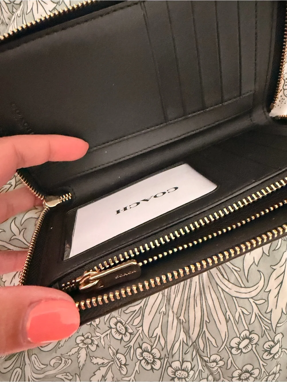 Coach Medium Zip Wallet - Picture 4 of 4